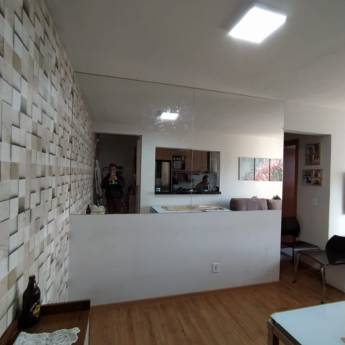 Comprar o produto de Espelhos em Vidraçarias em Cambé, PR por Solutudo