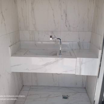 Comprar o produto de Instalação e Fabricação de lavatório de porcelanato  em Porcelanatos em Pedro Leopoldo, MG por Solutudo
