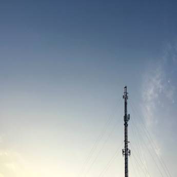 Comprar o produto de Antena de celular rural em Segurança e Monitoramento pela empresa Sw Sat Seguranca Eletronica E Telecom em Abaeté, MG por Solutudo
