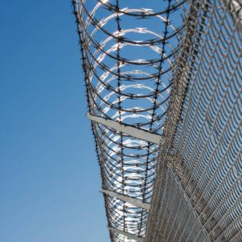 Comprar o produto de Concertina em Cerca Concertina em Cajati, SP por Solutudo