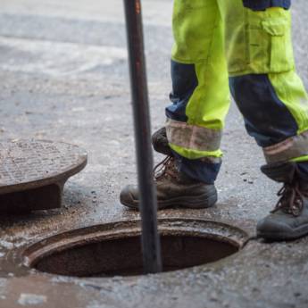 Comprar o produto de Desentupimento de caixa de esgoto em Desentupidoras em São Paulo, RS por Solutudo Comprar o produto de Desentupimento de caixa de esgoto em Desentupidoras em São Paulo, RS por Solutudo