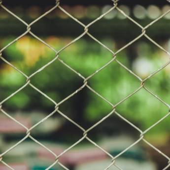 Comprar o produto de Tela de proteção para comércio  em Telas para Alambrado em João Pessoa, PB por Solutudo