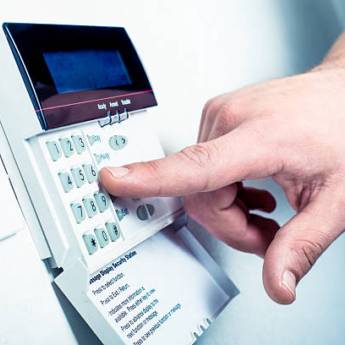 Comprar o produto de Alarme Comercial em Segurança e Monitoramento em Botucatu, SP por Solutudo