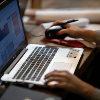 Comprar o produto de Informática em Suporte Técnico em Urupema, SC por Solutudo