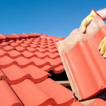 Comprar o produto de Telhado em Construtoras em Riviera de Santa Cristina XIII, SP por Solutudo