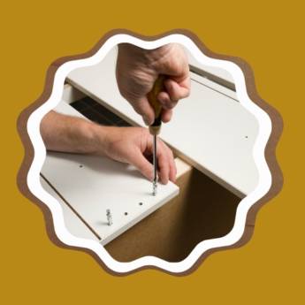 Comprar o produto de Montagem de moveis  em Frete, Carreto, Transporte em Botucatu, SP por Solutudo