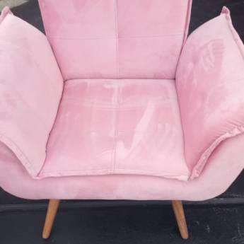 Comprar o produto de Poltronas  em Estofados | Tapeçaria em Botucatu, SP por Solutudo