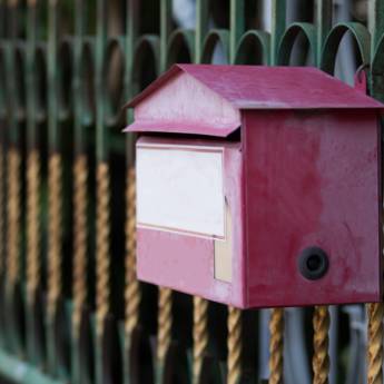 Comprar o produto de Caixa de correio em Instalação em Duque de Caxias, RJ por Solutudo