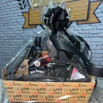 Comprar o produto de Temos Cestas para Presentes em Depósitos de Bebidas em Botucatu, SP por Solutudo