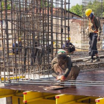 Comprar o produto de Construtor em Construção em Nova Iguaçu, RJ por Solutudo