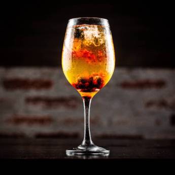 Comprar o produto de Gin Tônica em Lanches - Lanchonetes em Botucatu, SP por Solutudo