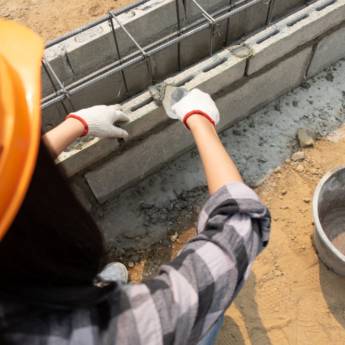 Comprar o produto de Pedreiro em Construção em São Paulo, SP por Solutudo