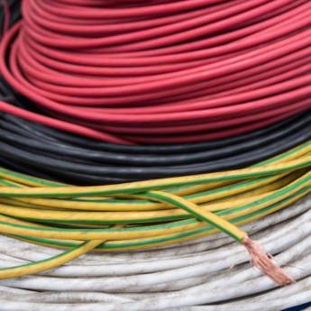 Comprar o produto de Suporte de placa solar em Materiais Elétricos em Nova Iguaçu, RJ por Solutudo