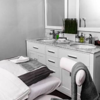 Comprar o produto de Clínica de estética em Clínicas de Estética e Beleza em Goiânia, GO por Solutudo