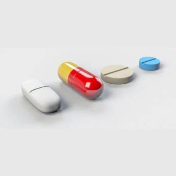 Comprar o produto de Medicamentos em Farmácias em Botucatu, SP por Solutudo