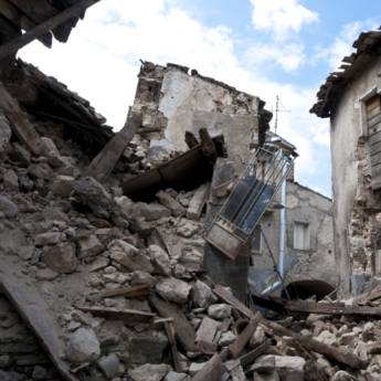 Comprar o produto de Retirar entulho em Caçambas em Tatuí, SP por Solutudo Comprar o produto de Retirar entulho em Caçambas em Tatuí, SP por Solutudo