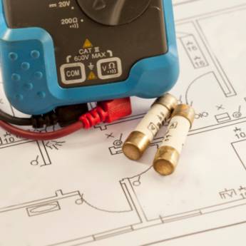 Comprar o produto de Consultoria e serviços técnicos em Engenharia Elétrica em Serra, ES por Solutudo