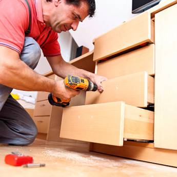 Comprar o produto de Montagem de móveis em Bauru em Montadores de Móveis em Bauru, SP por Solutudo