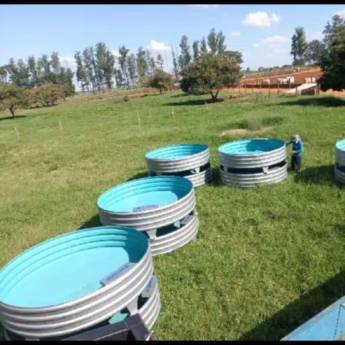 Comprar o produto de Bebedouro australiano para gado em Reservatório Metálico em Campo Grande, MS por Solutudo