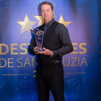 Comprar o produto de Fotógrafo profissional em Fotografias em Belo Horizonte, MG por Solutudo