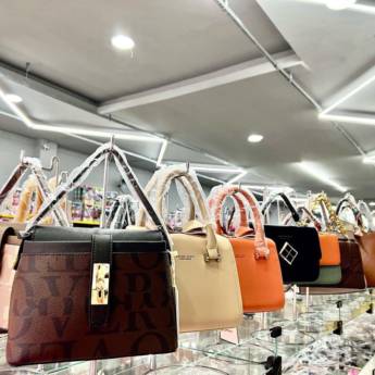 Comprar o produto de Bolsas em Bolsas em Botucatu, SP por Solutudo