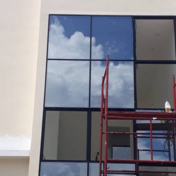 Comprar o produto de Instalações de Vidros em Vidros em Macapá, AP por Solutudo