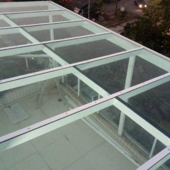 Comprar o produto de Cobertura de policarbonato  em Toldos e Coberturas em Rio de Janeiro, RJ por Solutudo