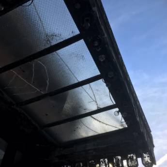 Comprar o produto de Cortina com visor em Toldos e Coberturas em Rio de Janeiro, RJ por Solutudo