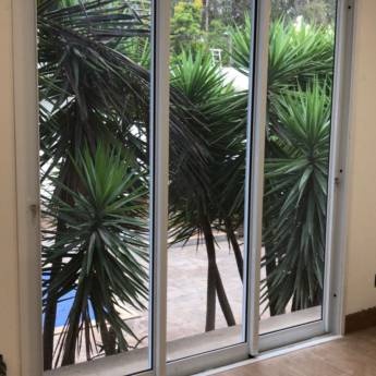 Comprar o produto de Porta Stanley em Vidraçarias em Belo Horizonte, MG por Solutudo