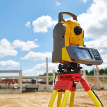 Comprar o produto de Especialistas em topografia em Topografias em Goianésia, GO por Solutudo
