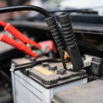 Comprar o produto de Bateria De Carro em Baterias em São Paulo, SP por Solutudo