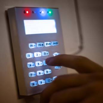 Comprar o produto de Alarmes em Sistemas de Segurança Eletrônica em Avaré, SP por Solutudo