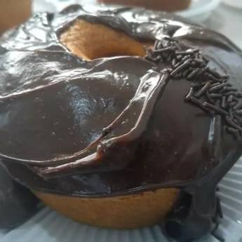 Comprar o produto de Bolo de cenoura com cobertura de brigadeiro em Bauru em Bolos em Bauru, SP por Solutudo