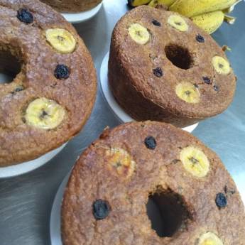 Comprar o produto de Bolo natural de Banana com aveia e uvas passas em Bauru em Bolos em Bauru, SP por Solutudo