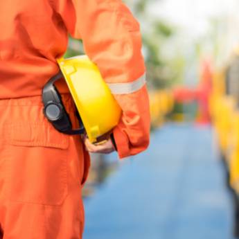 Comprar o produto de Segurança e saúdo no trabalho em espaços confinados em Segurança em Cambará, PR por Solutudo