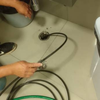 Comprar o produto de Desentupidora em Desentupidoras em Barueri, SP por Solutudo