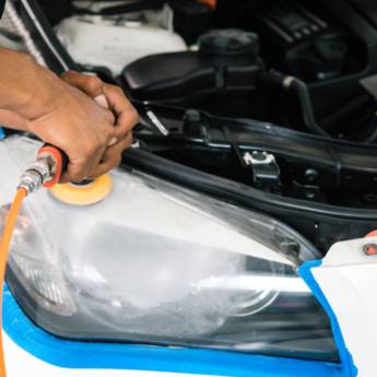 Comprar o produto de Polimento de Farol em Polimento Automotivo  em Botucatu, SP por Solutudo