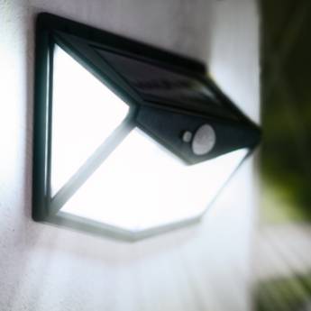 Comprar o produto de Holofotes led solar em Holofotes em Rio de Janeiro, RJ por Solutudo