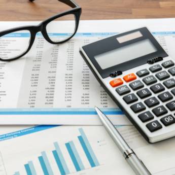 Comprar o produto de Acompanhamento contábil em Contabilidade em Bragança, PA por Solutudo