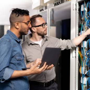 Comprar o produto de Informática Suporte  em Suporte Técnico em Itaquaquecetuba, SP por Solutudo