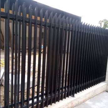 Comprar o produto de Grades de ferro em Metalúrgica em Joinville, SC por Solutudo