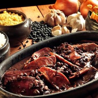 Comprar o produto de Feijoada em Cozinha Industrial | Restaurante em Botucatu, SP por Solutudo