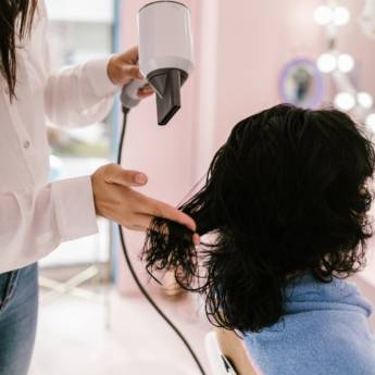 Comprar o produto de Tratamento capilar em Cosméticos em Montes Claros, MG por Solutudo