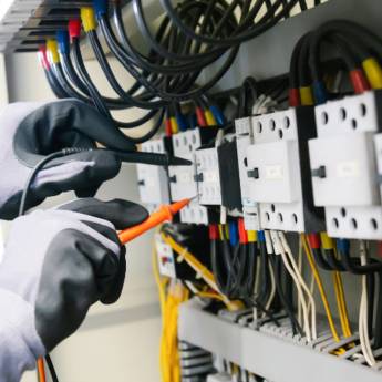 Comprar o produto de Serviços de Elétrica  em Segurança eletrônica em São Paulo, SP por Solutudo