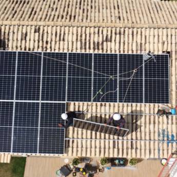 Comprar o produto de Empresa de Instalação de Energia Solar em Energia Solar em Campos dos Goytacazes, RJ por Solutudo