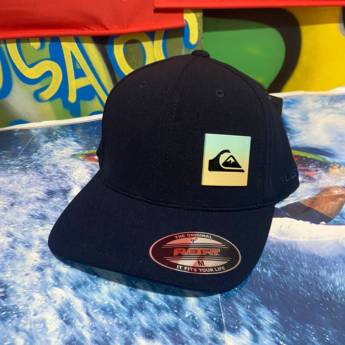 Comprar o produto de Boné Quilksilver original - Preto com símbolo lateral em Bonés em Jundiaí, SP por Solutudo