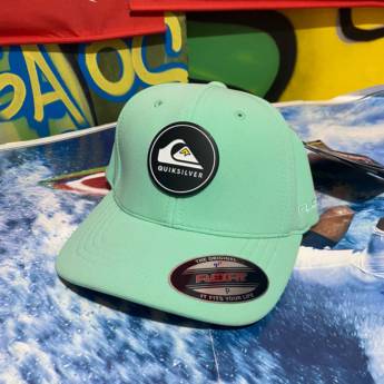 Comprar o produto de Boné Quilksilver original - Verde Água símbolo preto em Bonés em Jundiaí, SP por Solutudo