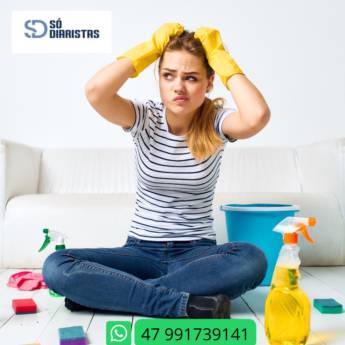 Comprar o produto de Limpeza padrão em Serviços de Portaria e Limpeza em Joinville, SC por Solutudo