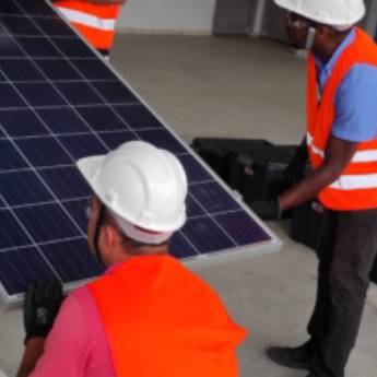 Comprar o produto de Curso de instalação de energia solar em Cursos em Joinville, SC por Solutudo
