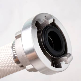 Comprar o produto de Prensagem de mangueiras de 1/4 “a 2” em Materiais Hidráulicos em Rio do Sul, SC por Solutudo